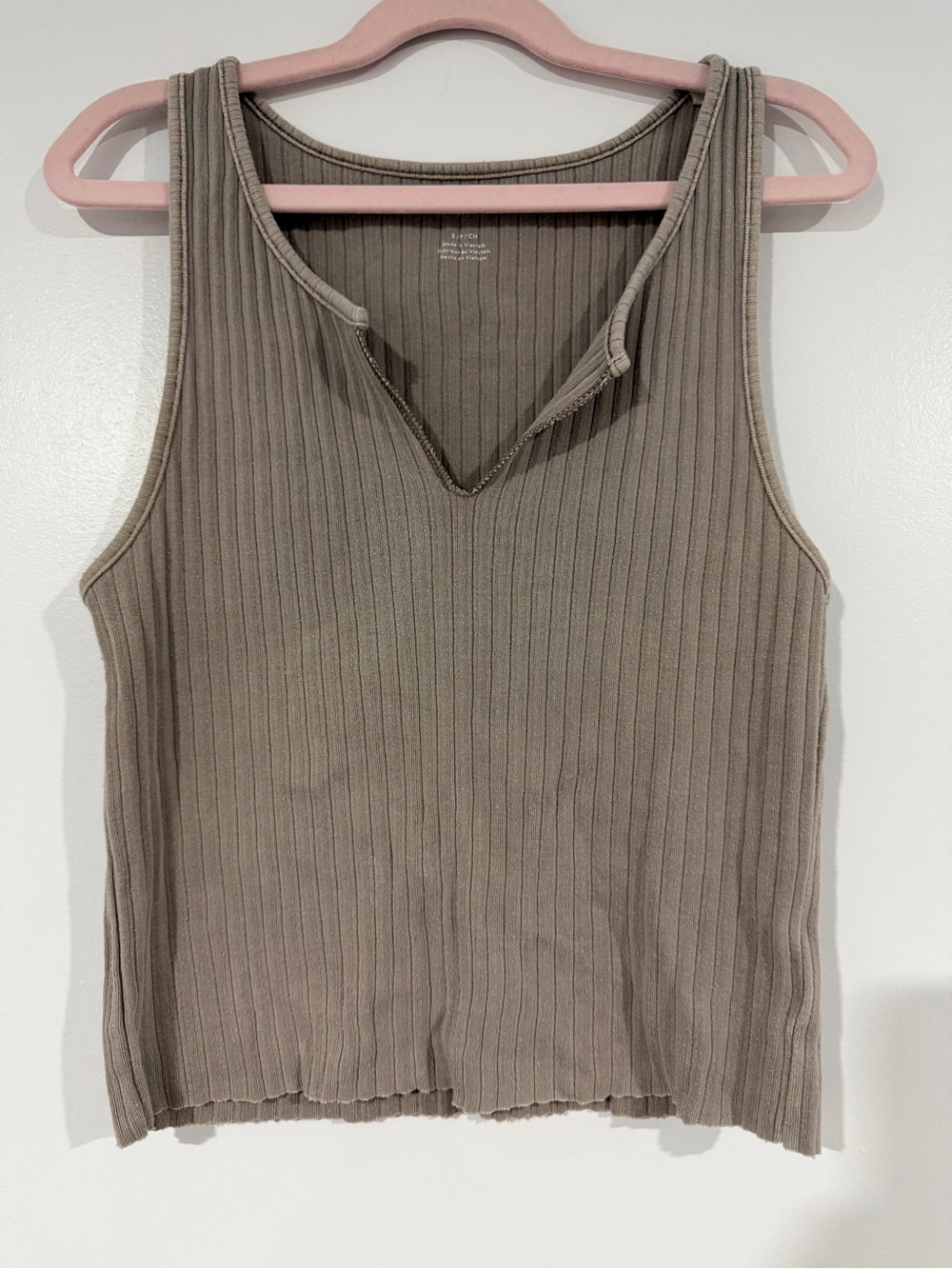 American Eagle Outfitters Ribbed Split V-Neck Tank Top - Taupe